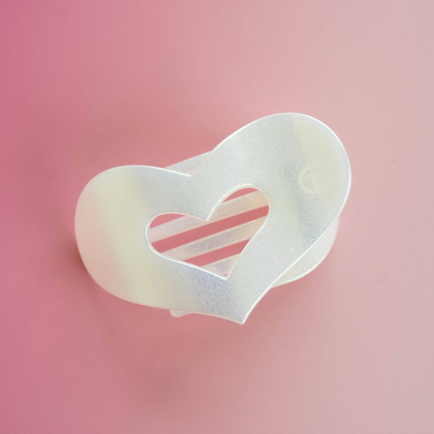 TELETIES - Mother of Pearl Heart Flat Clip