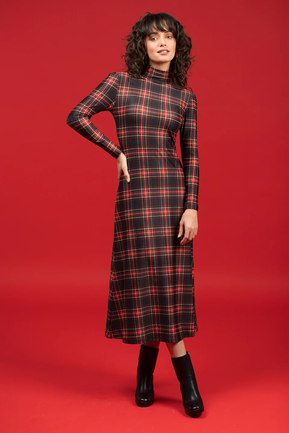 Daisy Yuletide Plaid