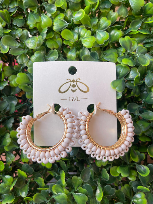 LAYERED WOOD HOOPS -WHITE
