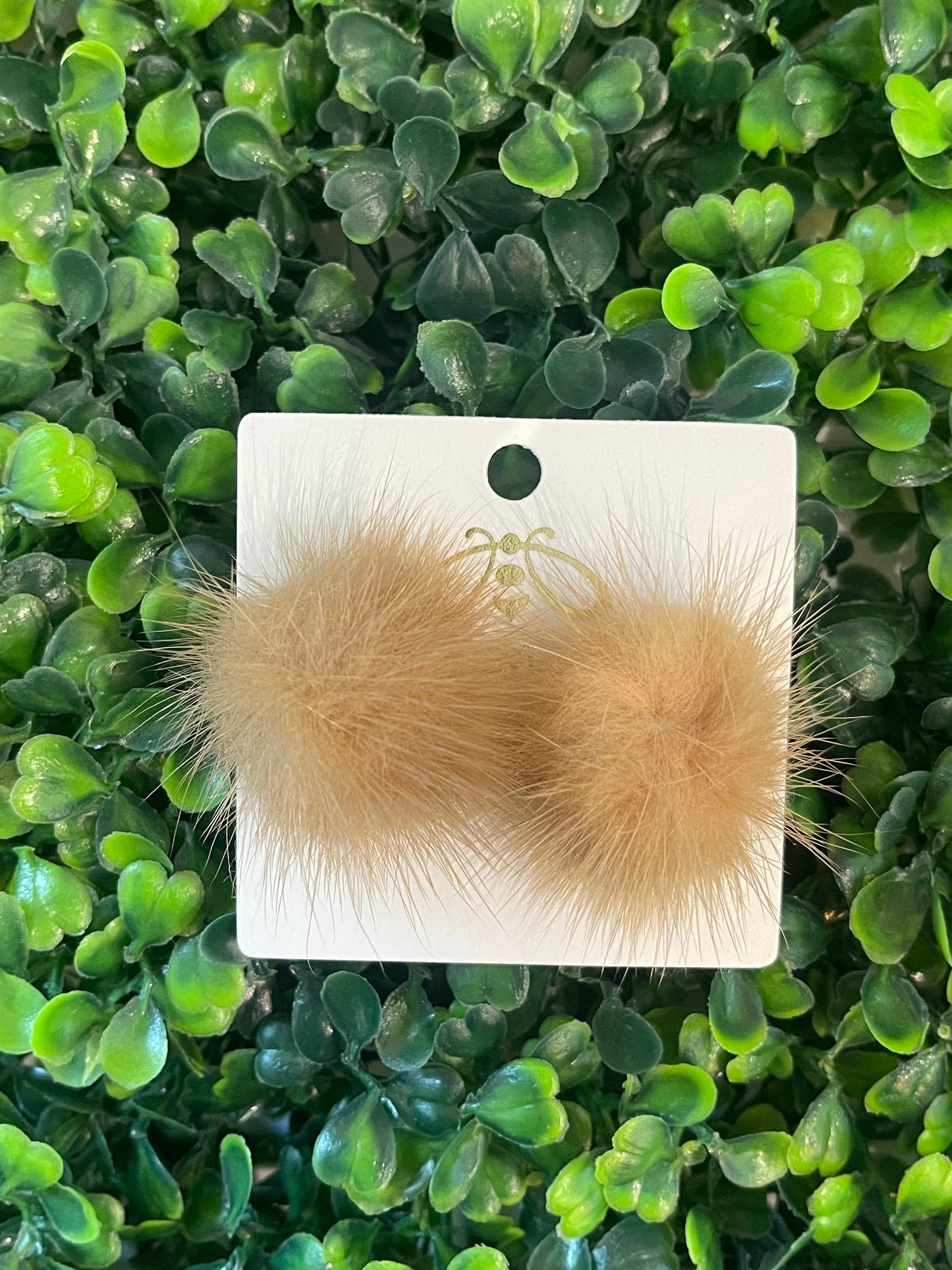 MINKY EARRINGS