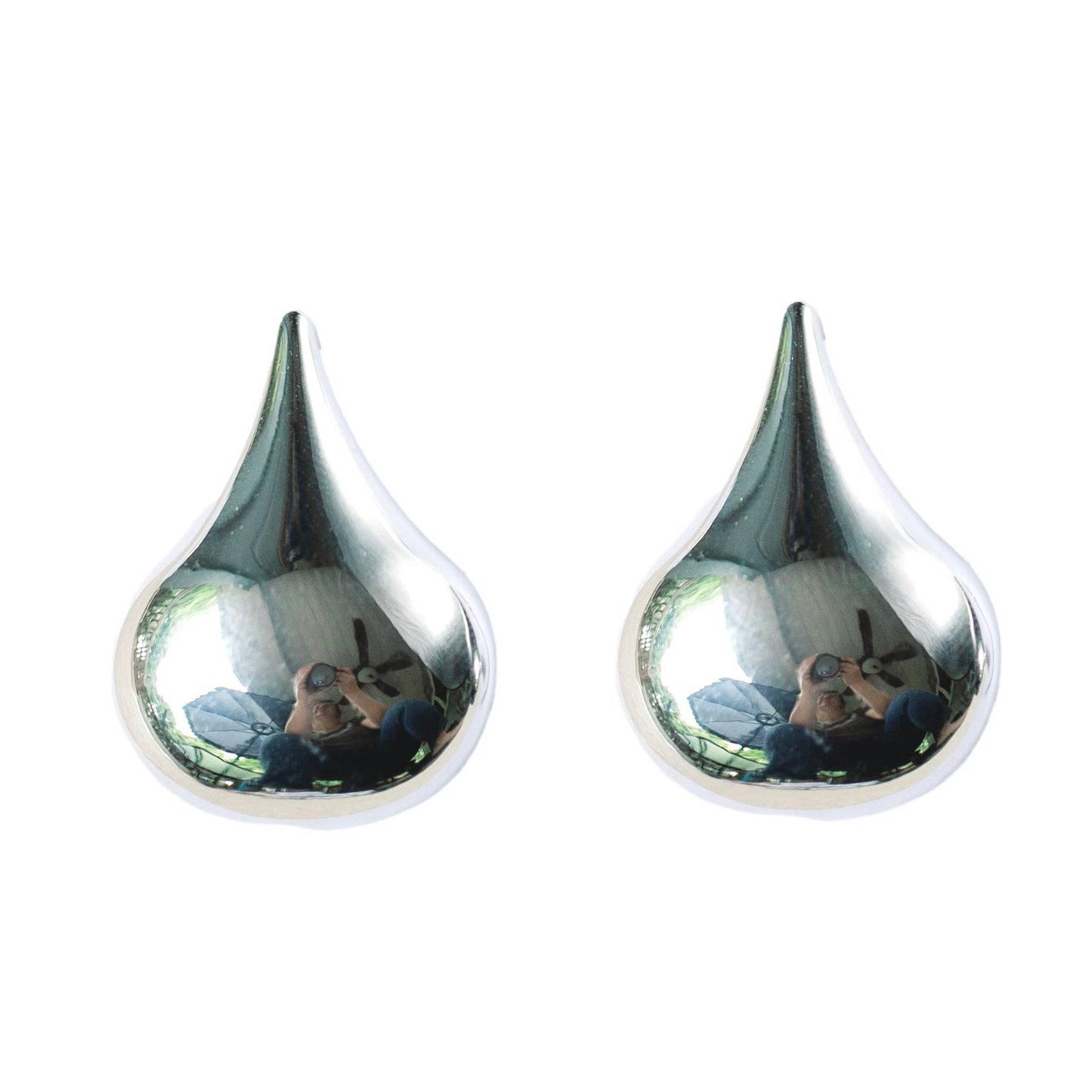 St Armands Designs of Sarasota - 1 Inch Silver Teardrop Statement Studs