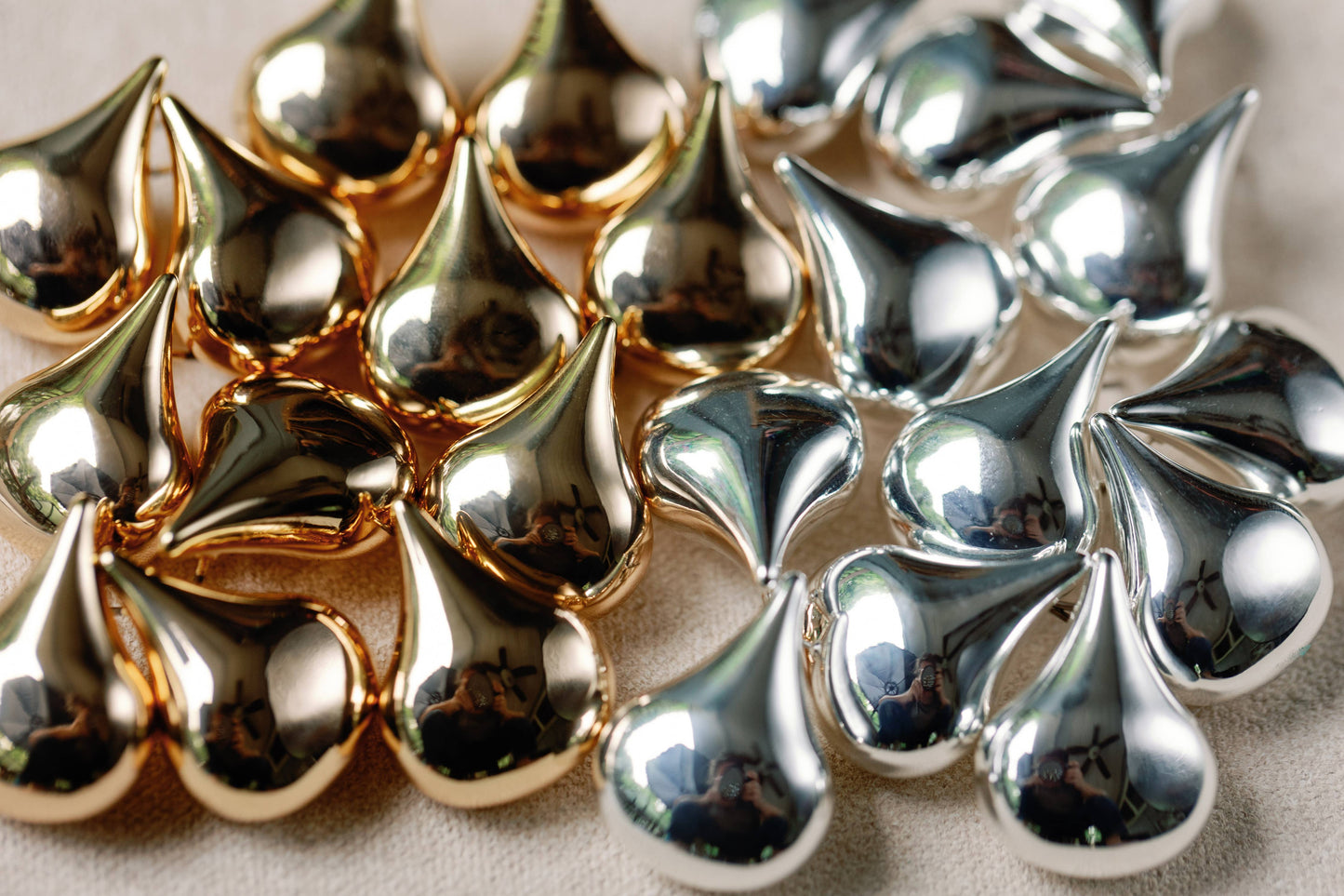 St Armands Designs of Sarasota - 1 Inch Silver Teardrop Statement Studs