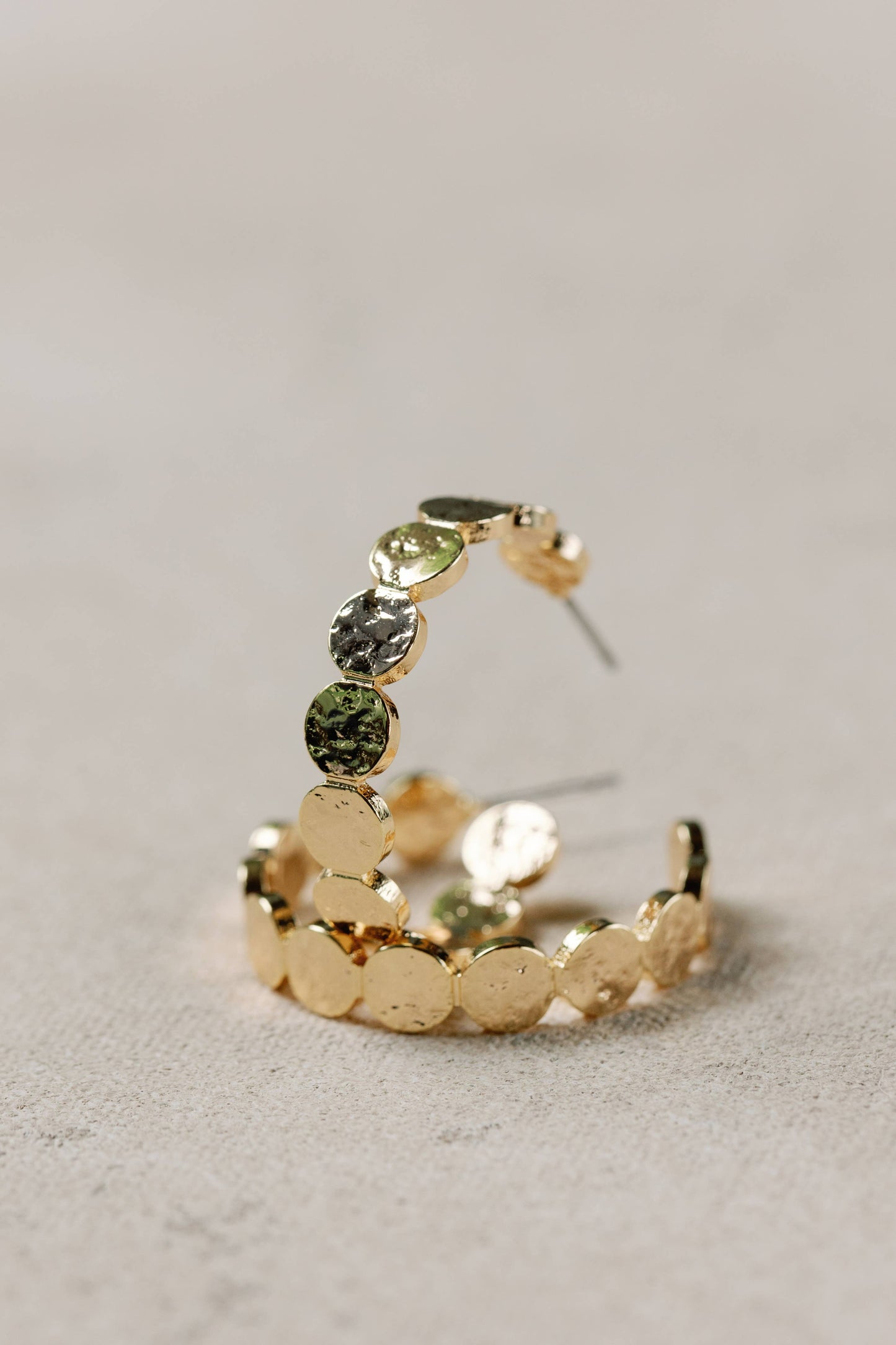 St Armands Designs of Sarasota - 1 Inch Hammered Gold Scalloped Hoop Earrings